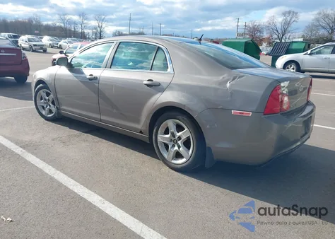 2011 Chevrolet Malibu Ls z USA, uszkodzony, nr VIN 1G1ZB5E15BF205385